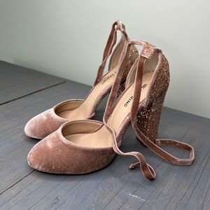 Worn Once Call It Spring Pink Velvet & Glitter High Heels Size 7